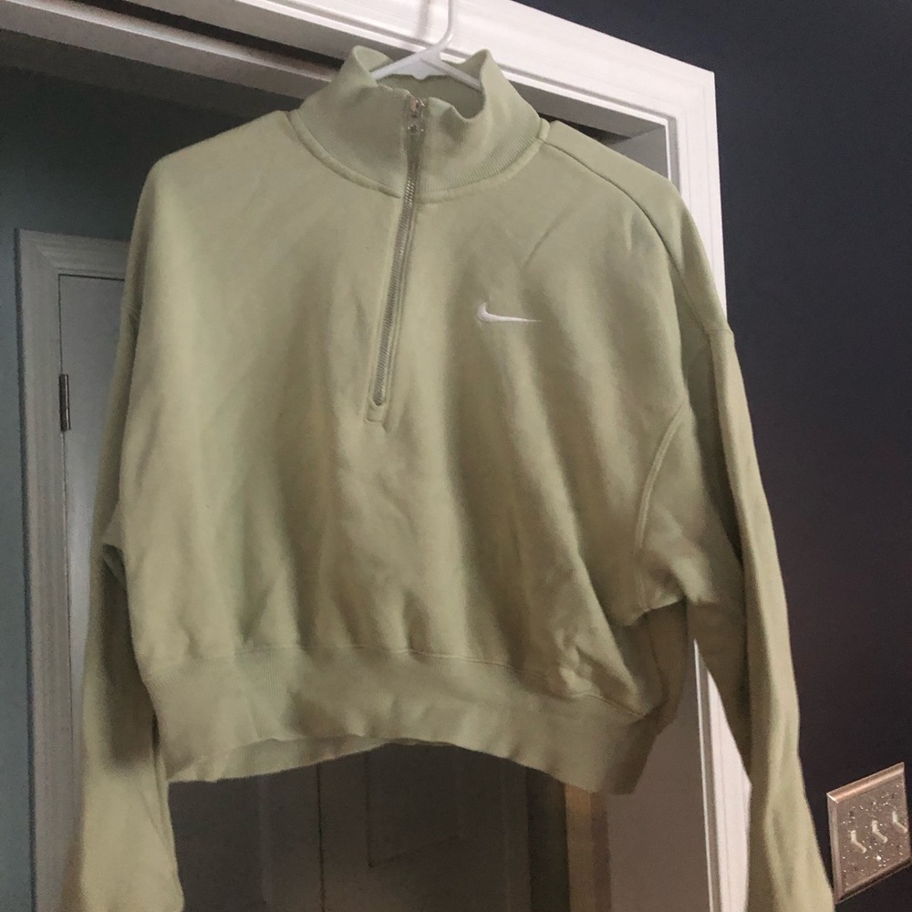 Nike crop top sweatshirt